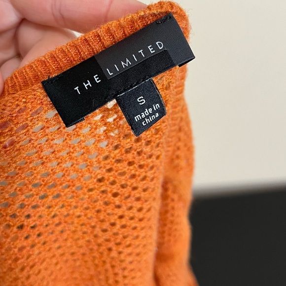 The Limited Loose Knit Wool Blend V-Neck Sweater - Picture 7 of 11